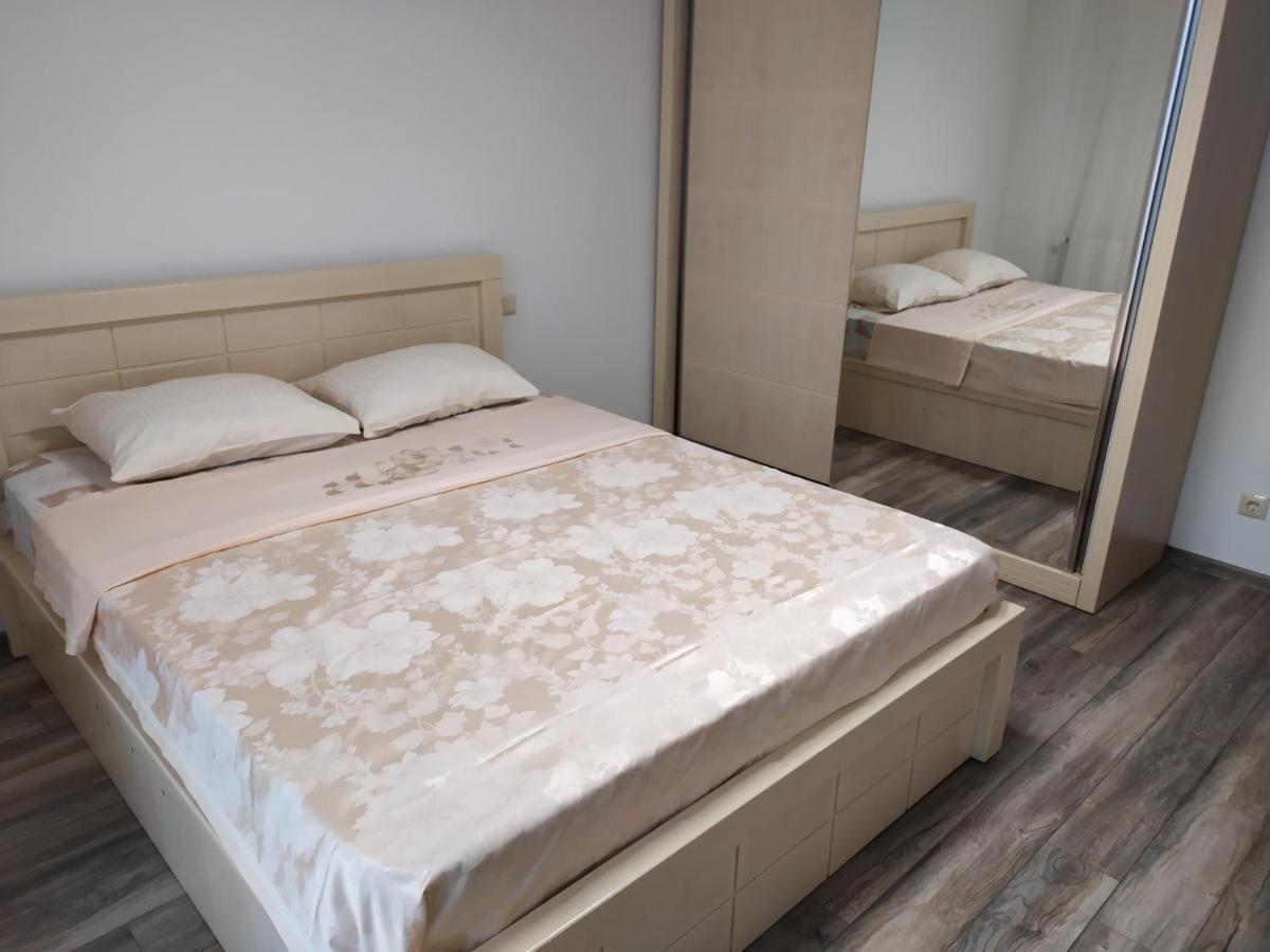 Tikas Home Апартаменты 트빌리시 외부 사진